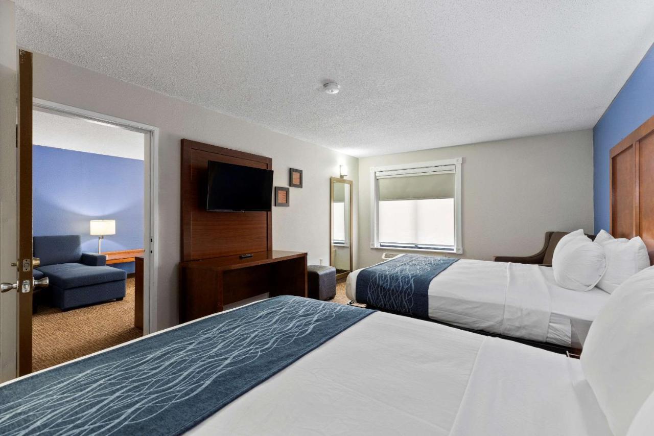 Comfort Inn & Suites St Louis-Hazelwood Exteriér fotografie