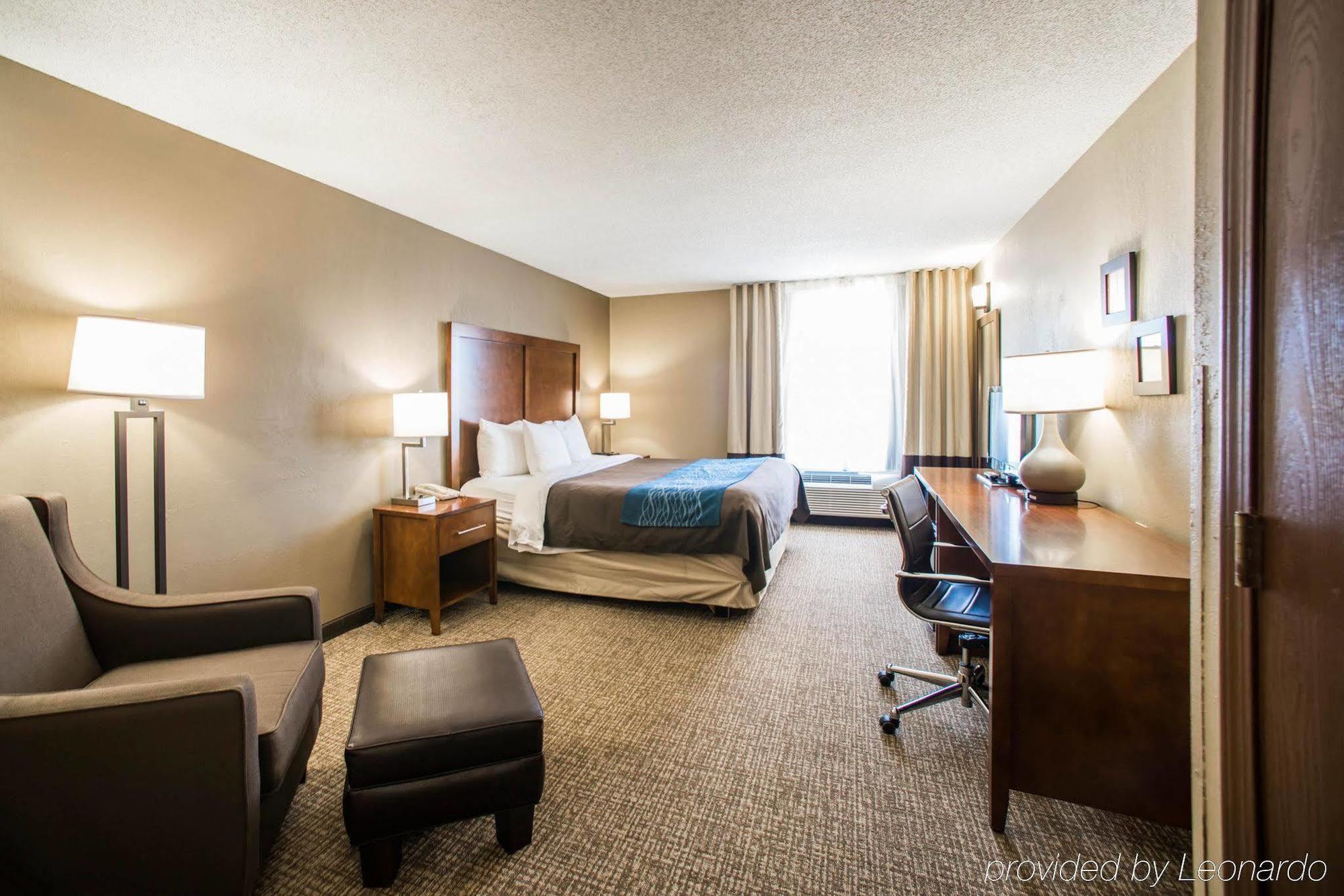 Comfort Inn & Suites St Louis-Hazelwood Exteriér fotografie